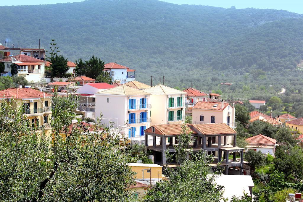 Ithaca'S Poem Apartments Ithaka Exteriér fotografie