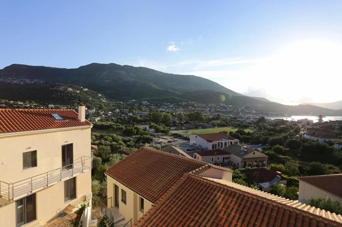 Ithaca'S Poem Apartments Ithaka Exteriér fotografie