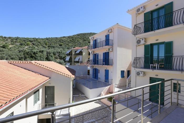 Ithaca'S Poem Apartments Ithaka Exteriér fotografie